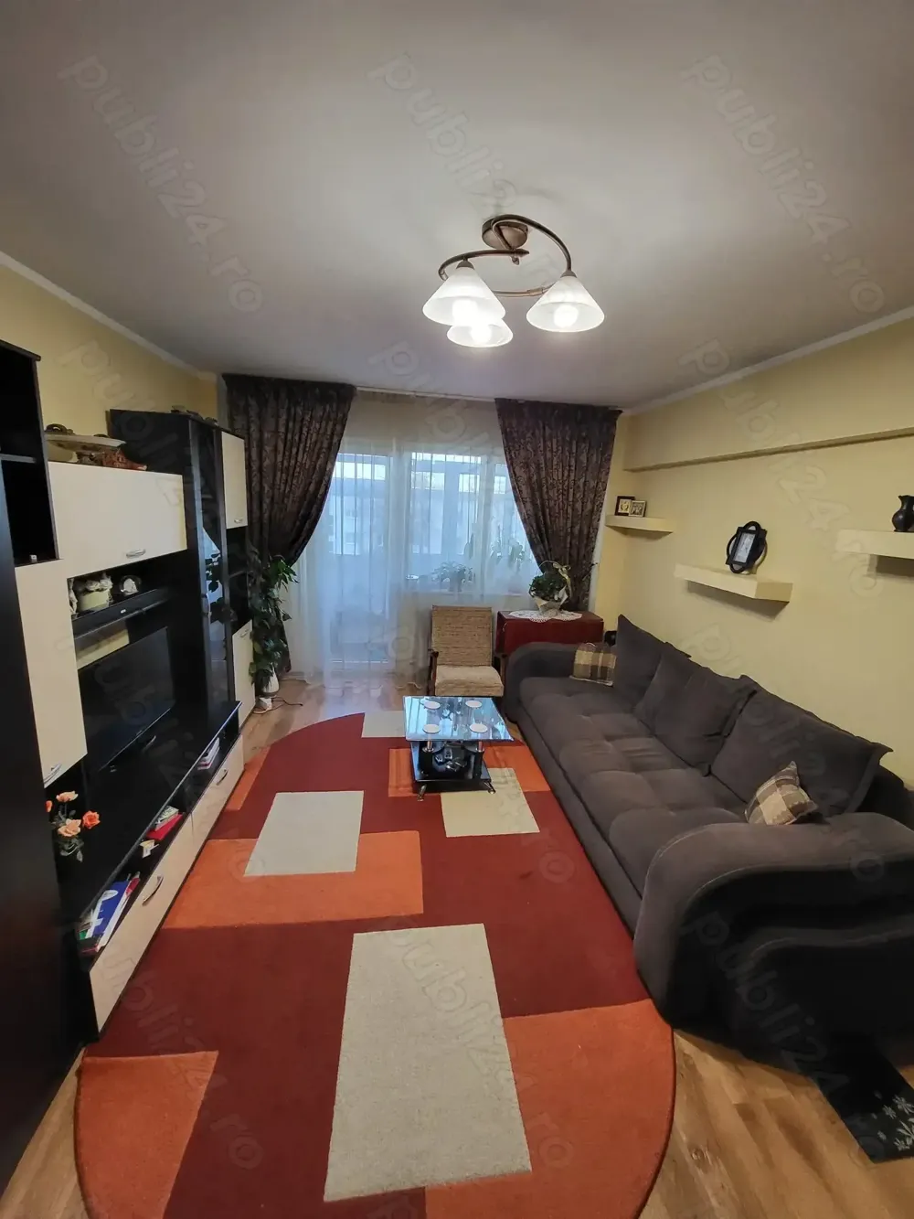 Închiriez apartament 2 camere SD - imagine 1