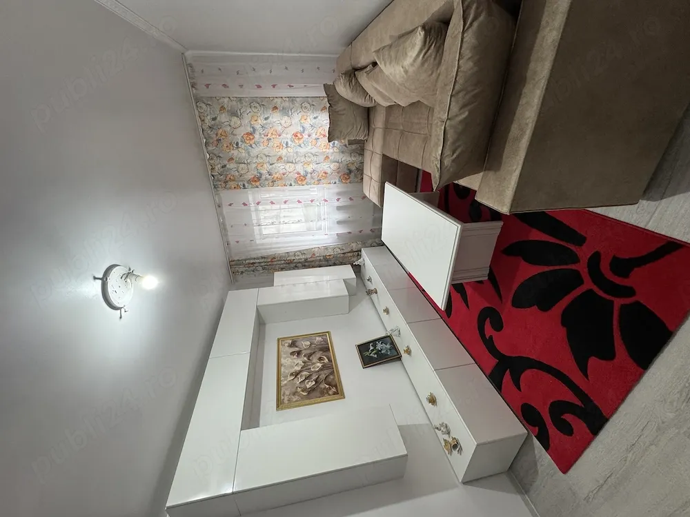 Apartament de închiriat - imagine 1