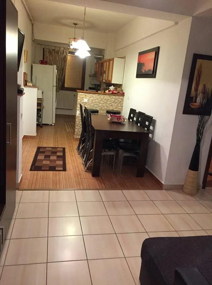 Propietar,inchiriez apartament 3 camere Cartierul Latin - imagine 1