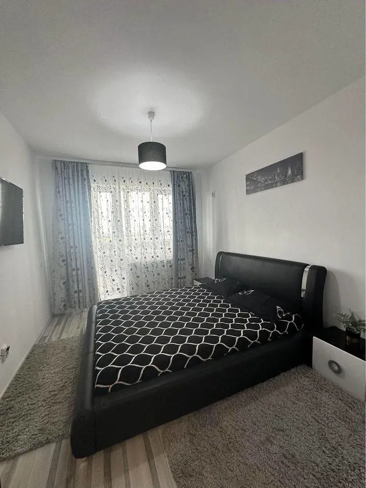 Vand sau schimb apartament 3 camere!