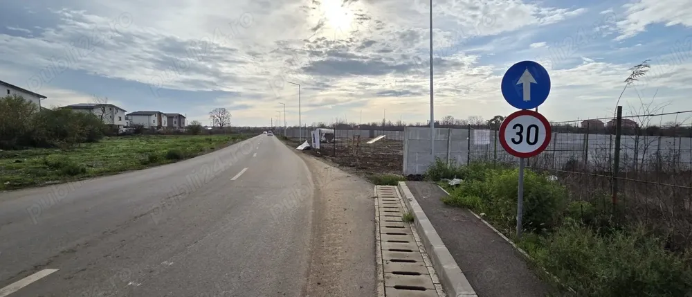 PROPRIETAR, VAND teren intravilan, 2950mp, INVESTITIE, LOTURI, ASFALT, 138ml deschidere la asfalt