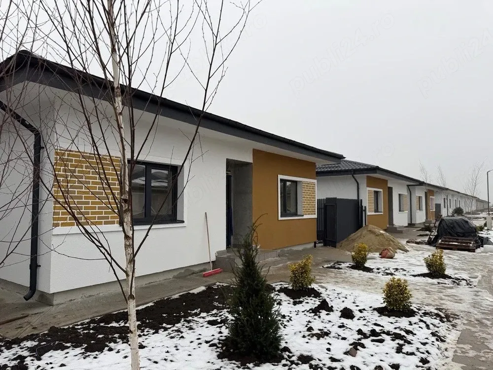 Case Vanzare Tunari