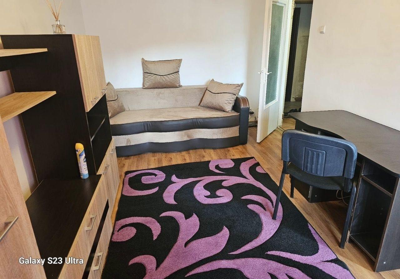 Pf închiriez garsoniera în Zorilor