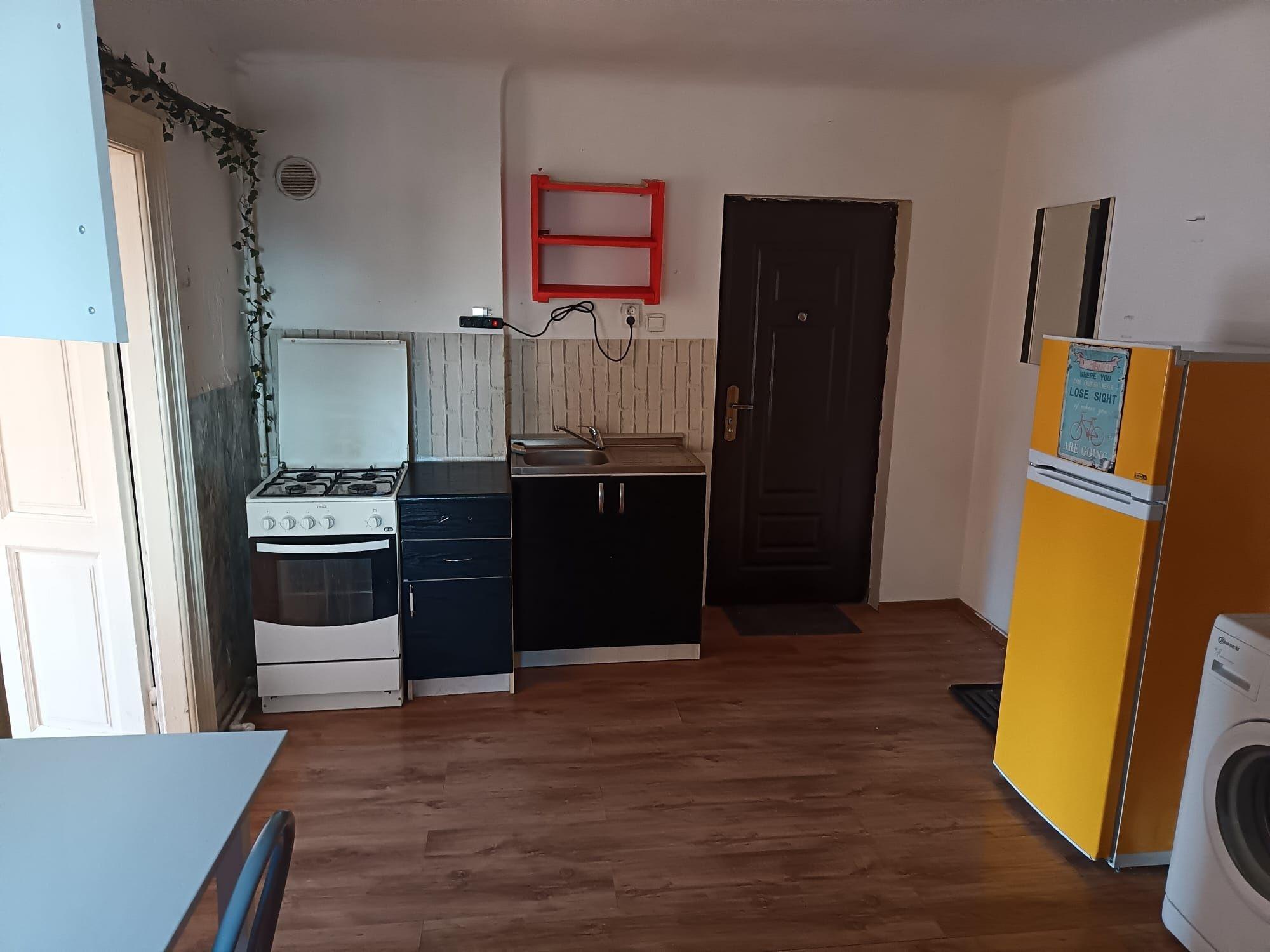 Inch ap 1 cameră, 42 mp, nemobilat, zona centrala, Dorobantilor - imagine 1