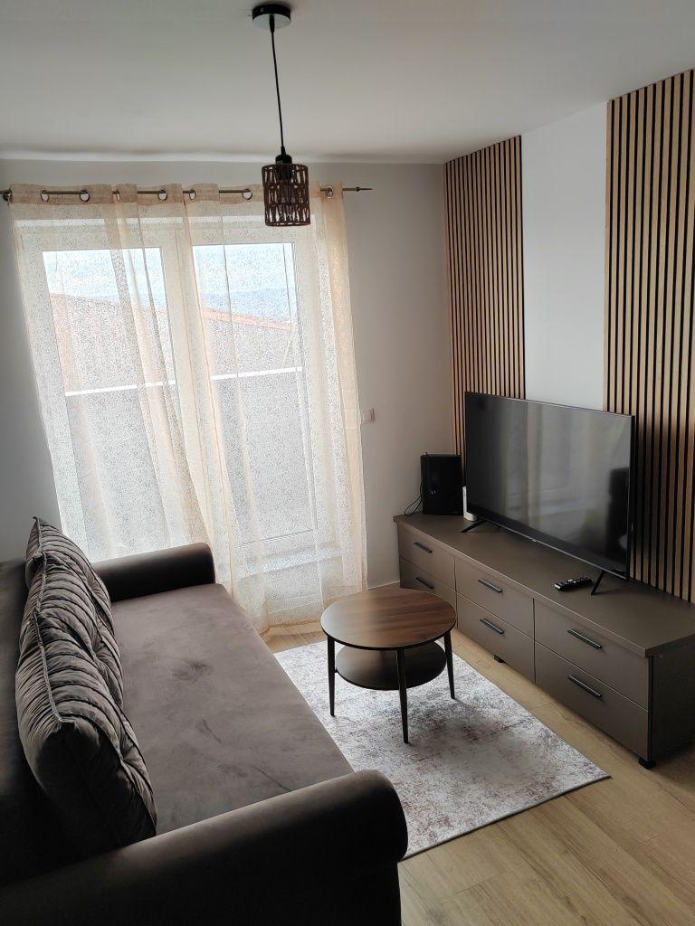 Închiriez apart. 2 camere la MAURER - 2 LOCURI DE PARCARE