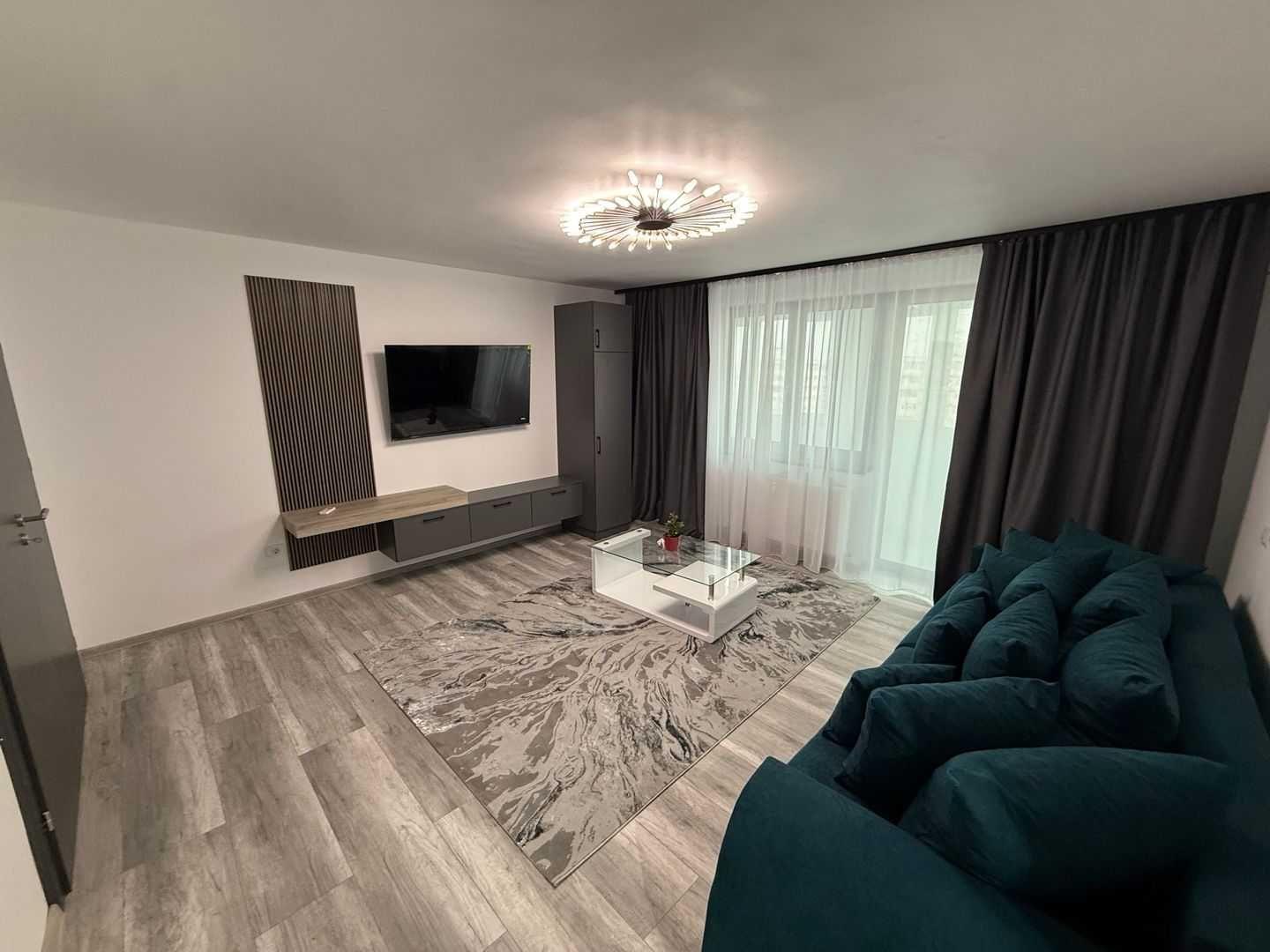 Apartament de inchiriat 4 camere Craiova Centru