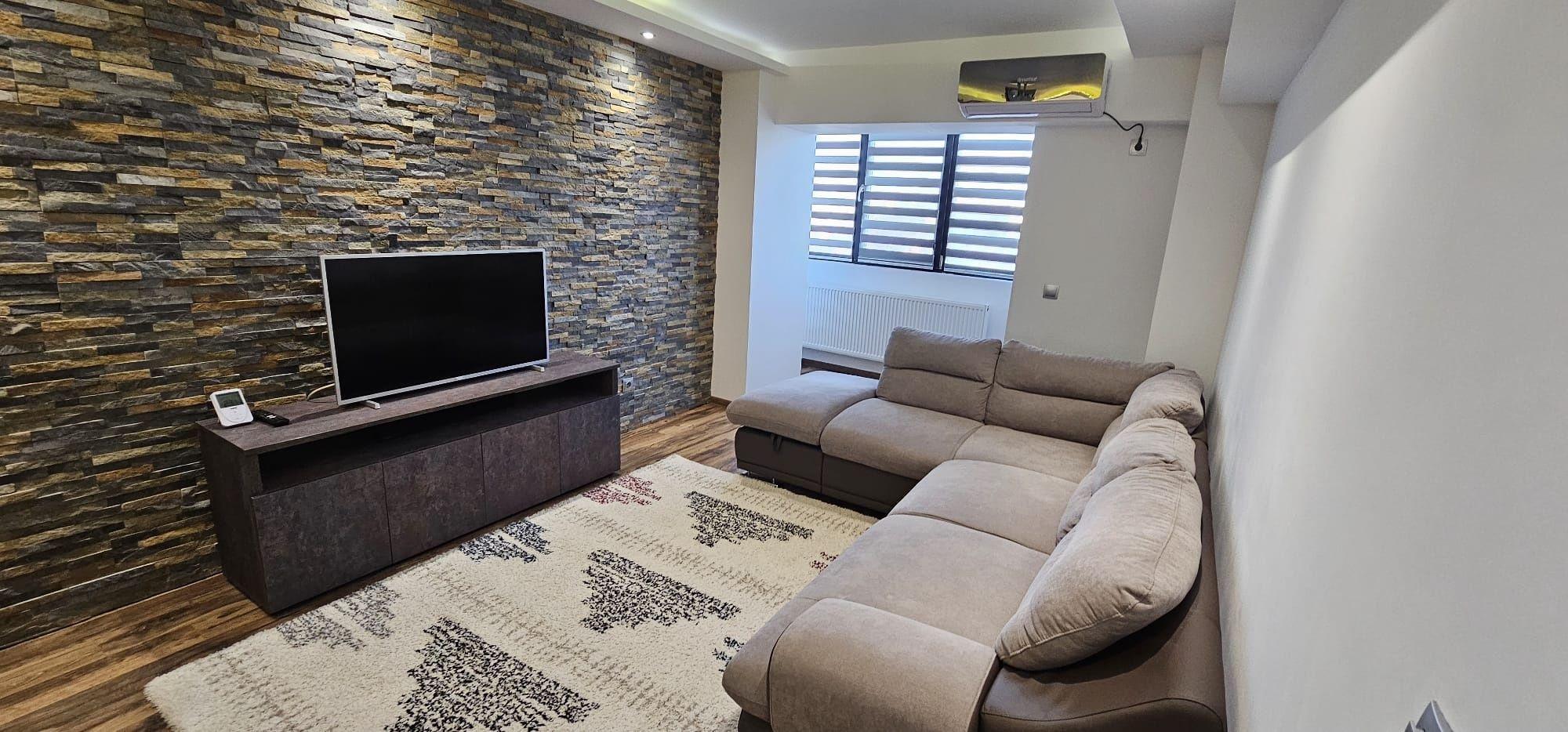 Inchiriez apartament Ultracentral-spitalul nr 2, 2 camere, Craiova