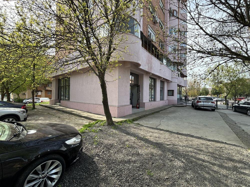 Inchiriez spatiu comercial