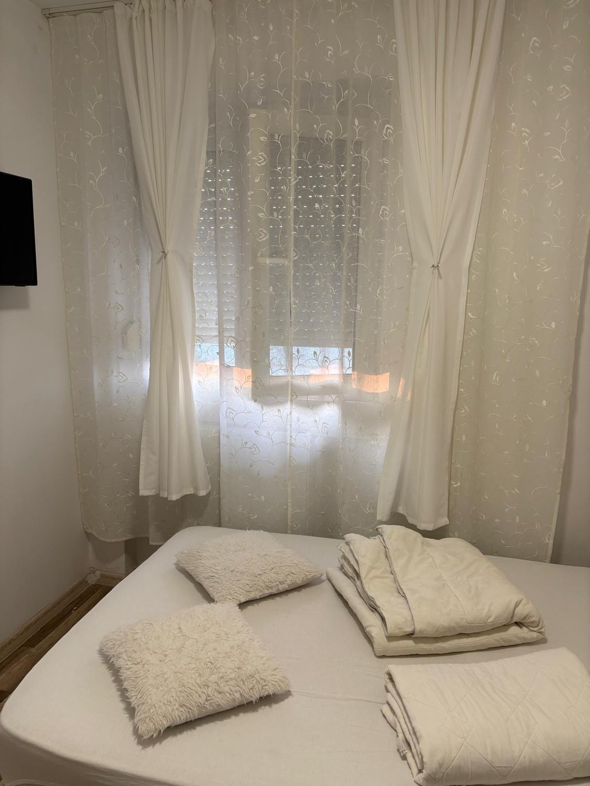 Ap 2 cam X mare Nufărul Oradea - imagine 1