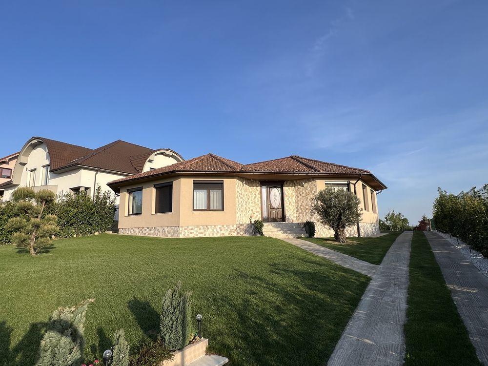 Casa  pe  doja spitalu judetean/hanu pescarilor teren 1250 - imagine 1