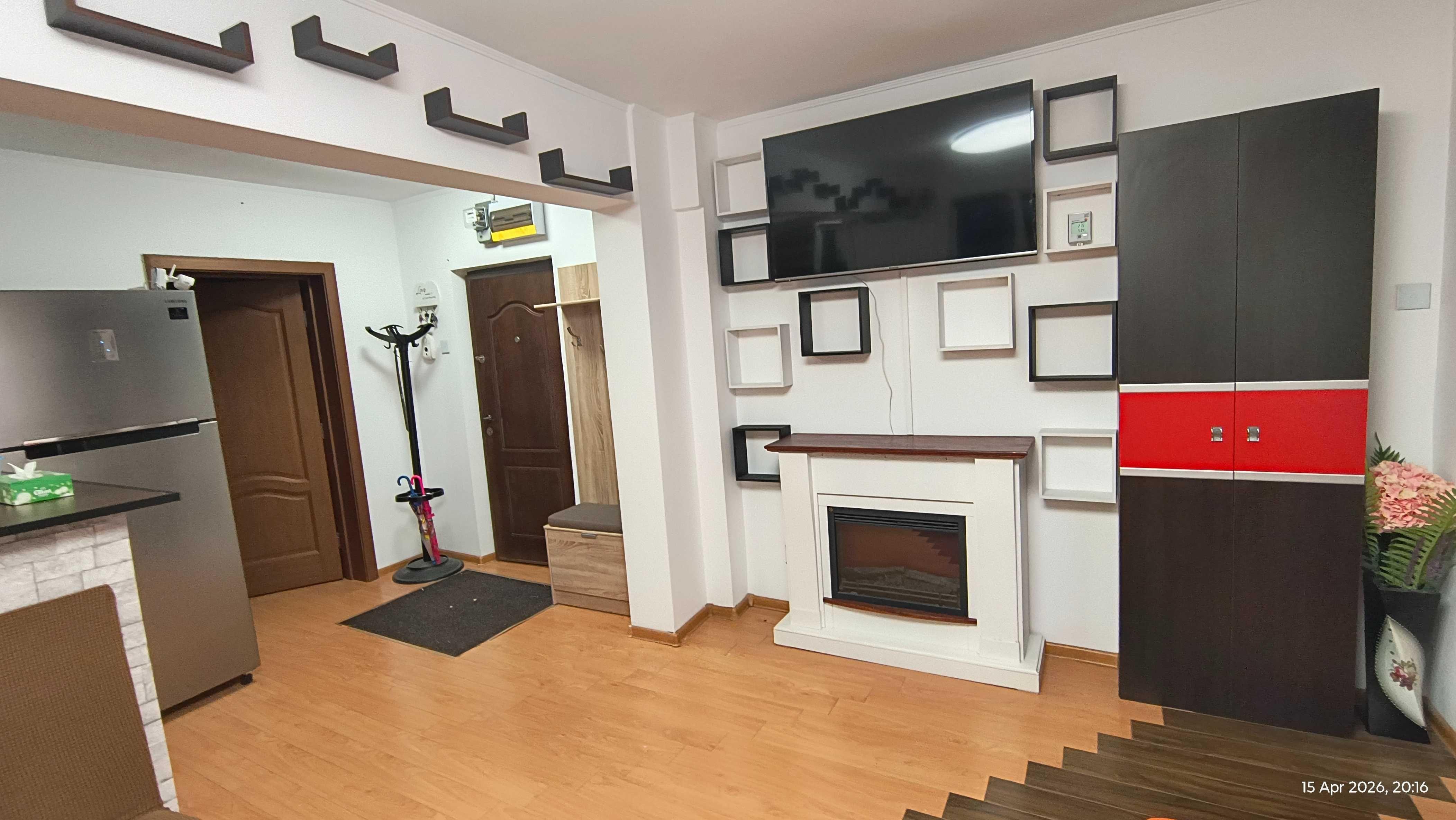 Apartament 3 camere de vanzare