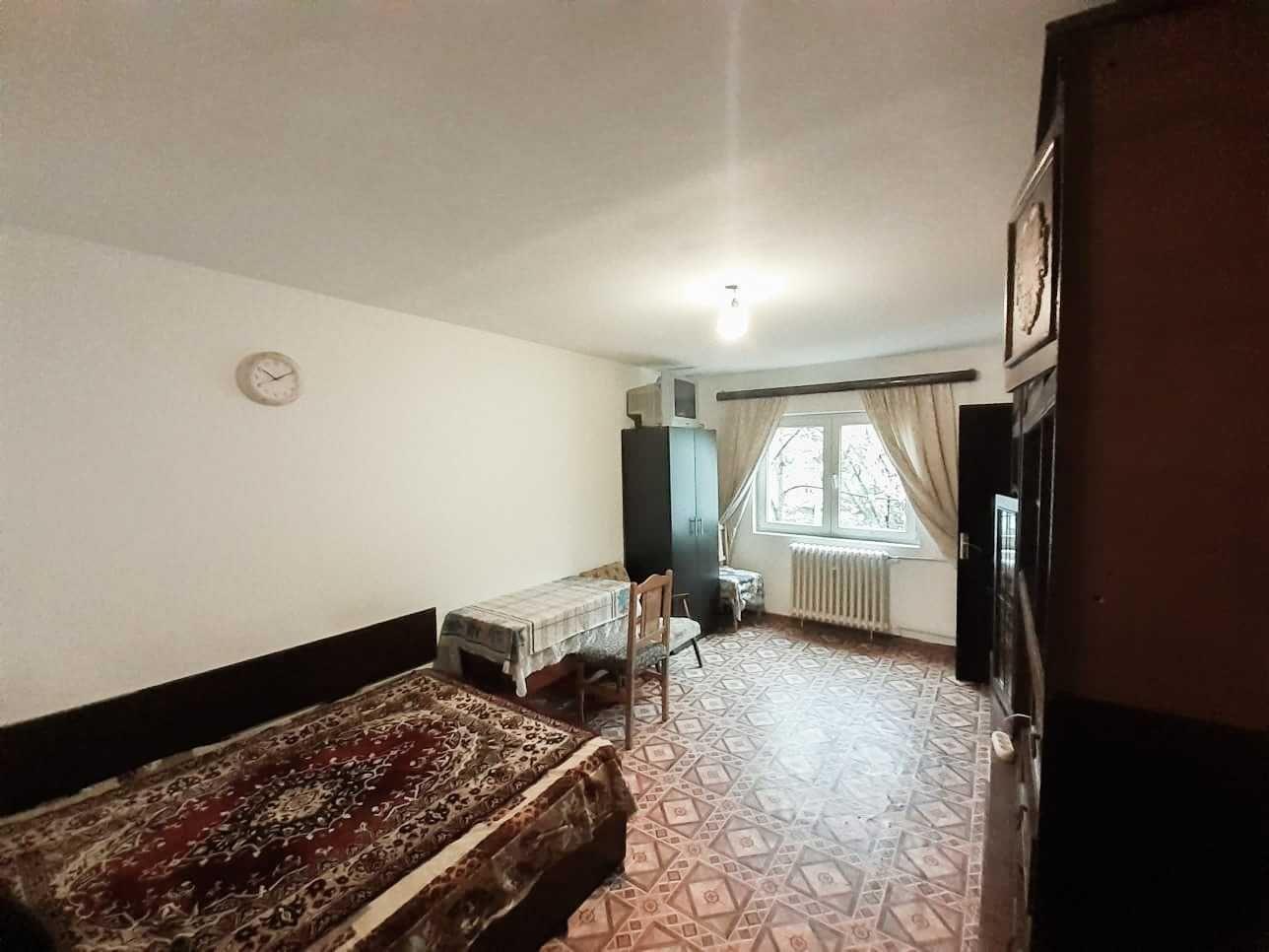 Camera/camere de inchiriat in apartament 200 €