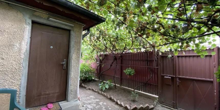 Casa de vanzare curte individuala zona Stefan cel Mare