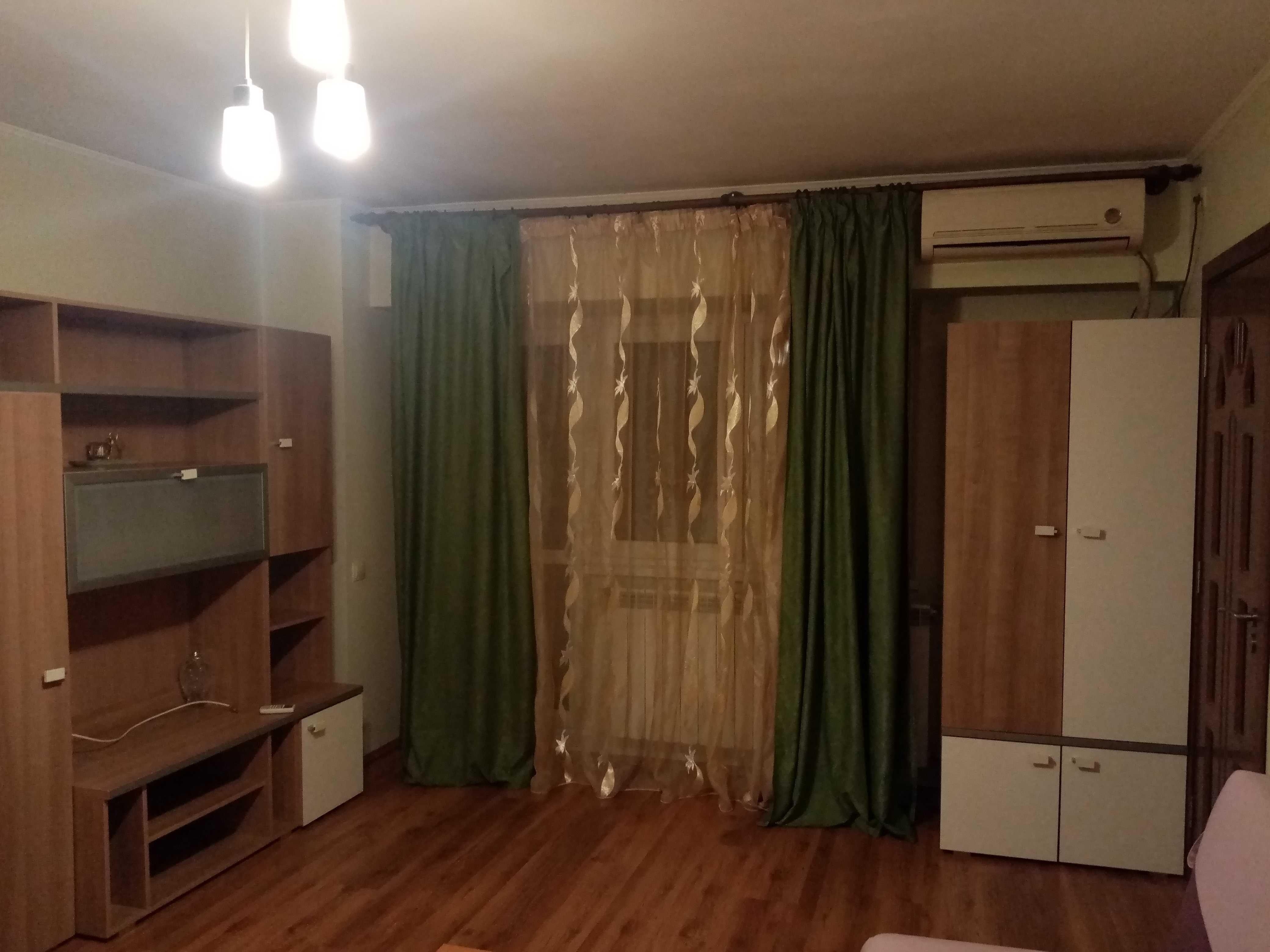 Închiriez garsonieră Lacul Tei