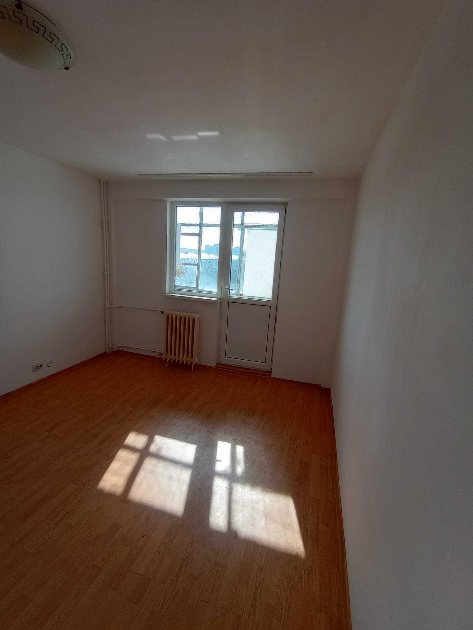 Vand 2 camere, decomandat, Brancoveanu stradal