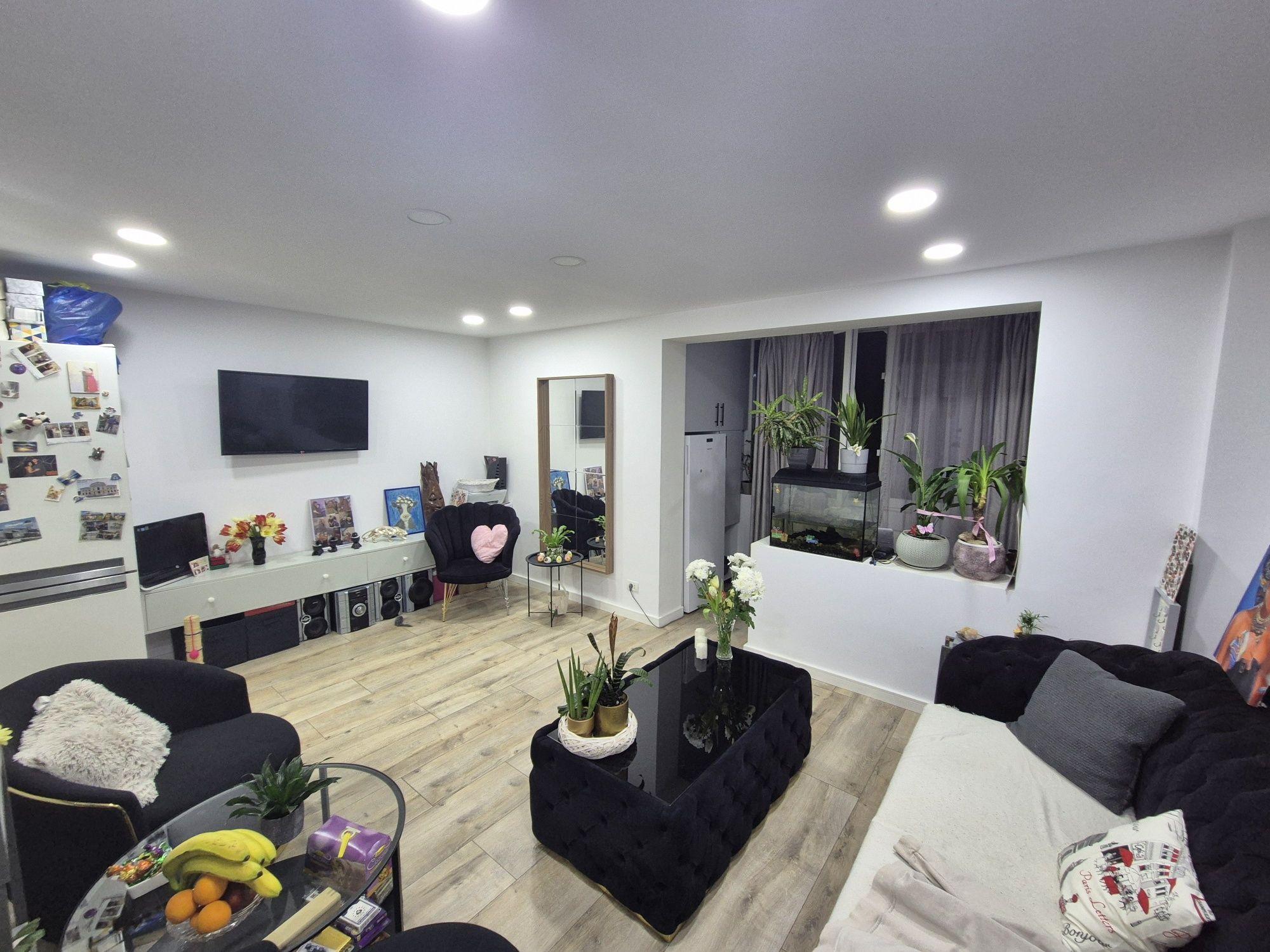 Apartament.4cam.dec.lux