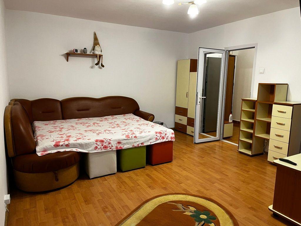 Închiriez garsoniera zona Berceni