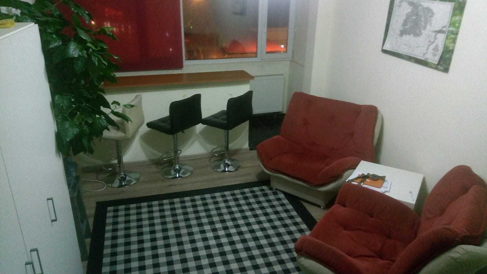Propietar inchiriez 2 camere eroiii revolutiei 2 min parcul carol