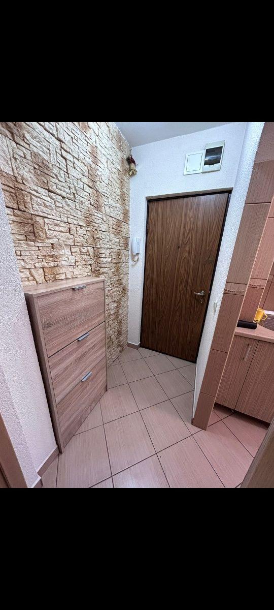 Inchirez apartament Salaj sector 5 400 Euro