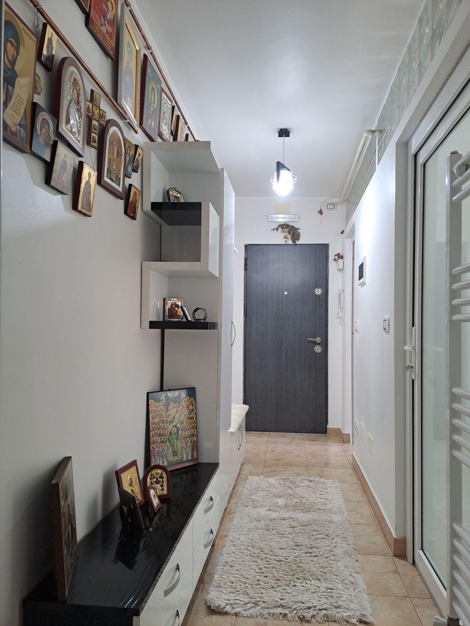 Propietar vând apartament  2  camere