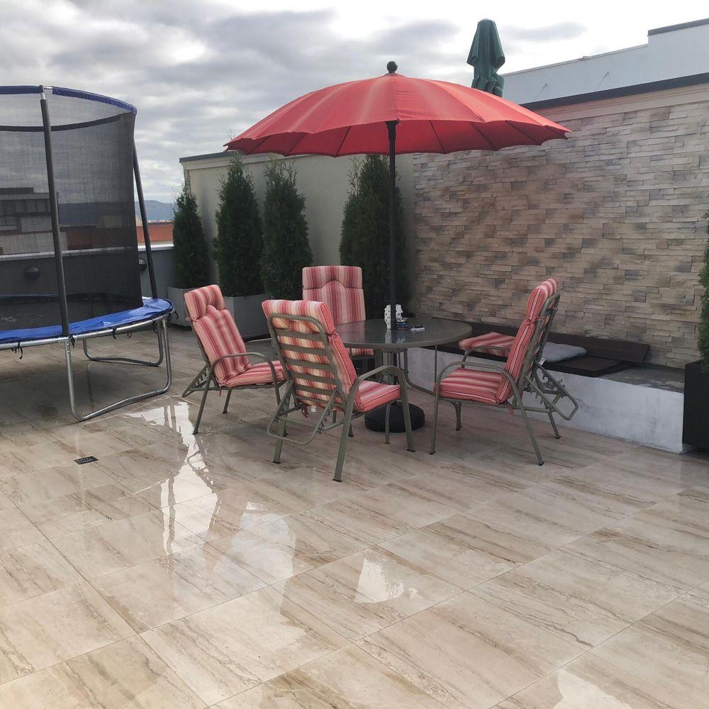 Penthouse de vânzare ,184 mp– 3 camere, 2 terase mari, garaj subteran - imagine 1