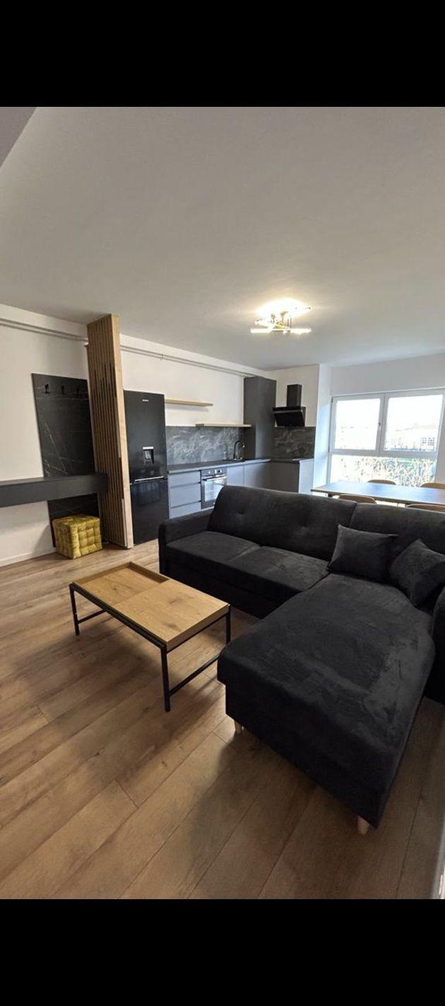 Apartament cu 2 camere, Zona centrul vechi - imagine 1