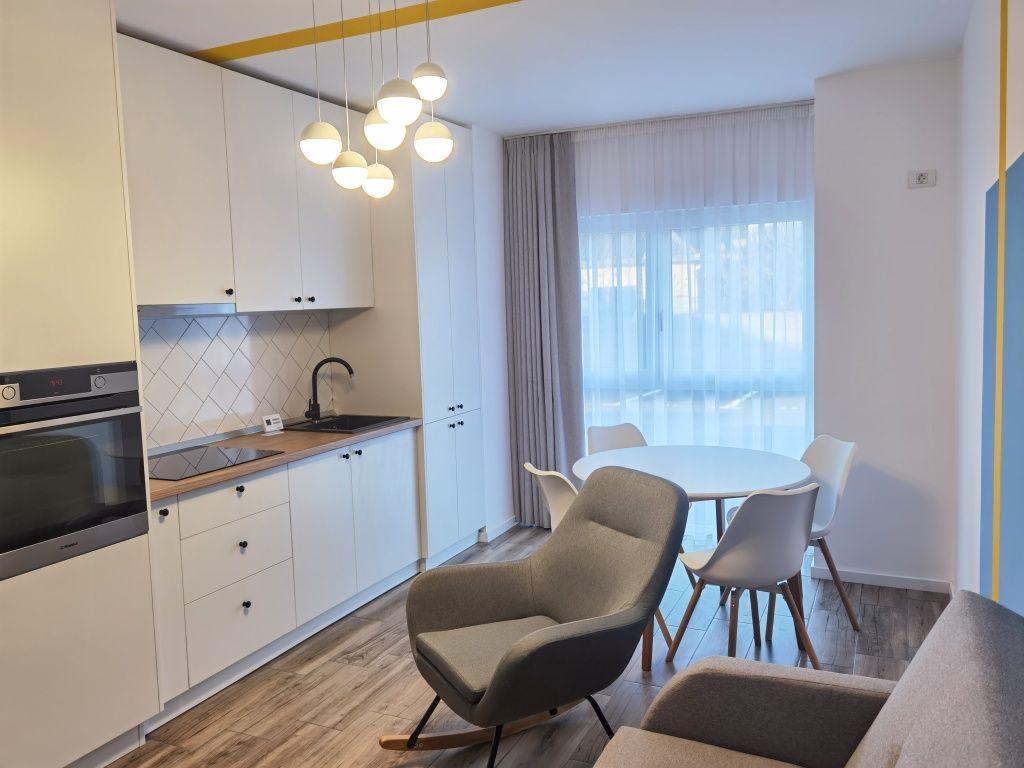 Apartament cu 3 camere, Zona centrul vechi - imagine 1