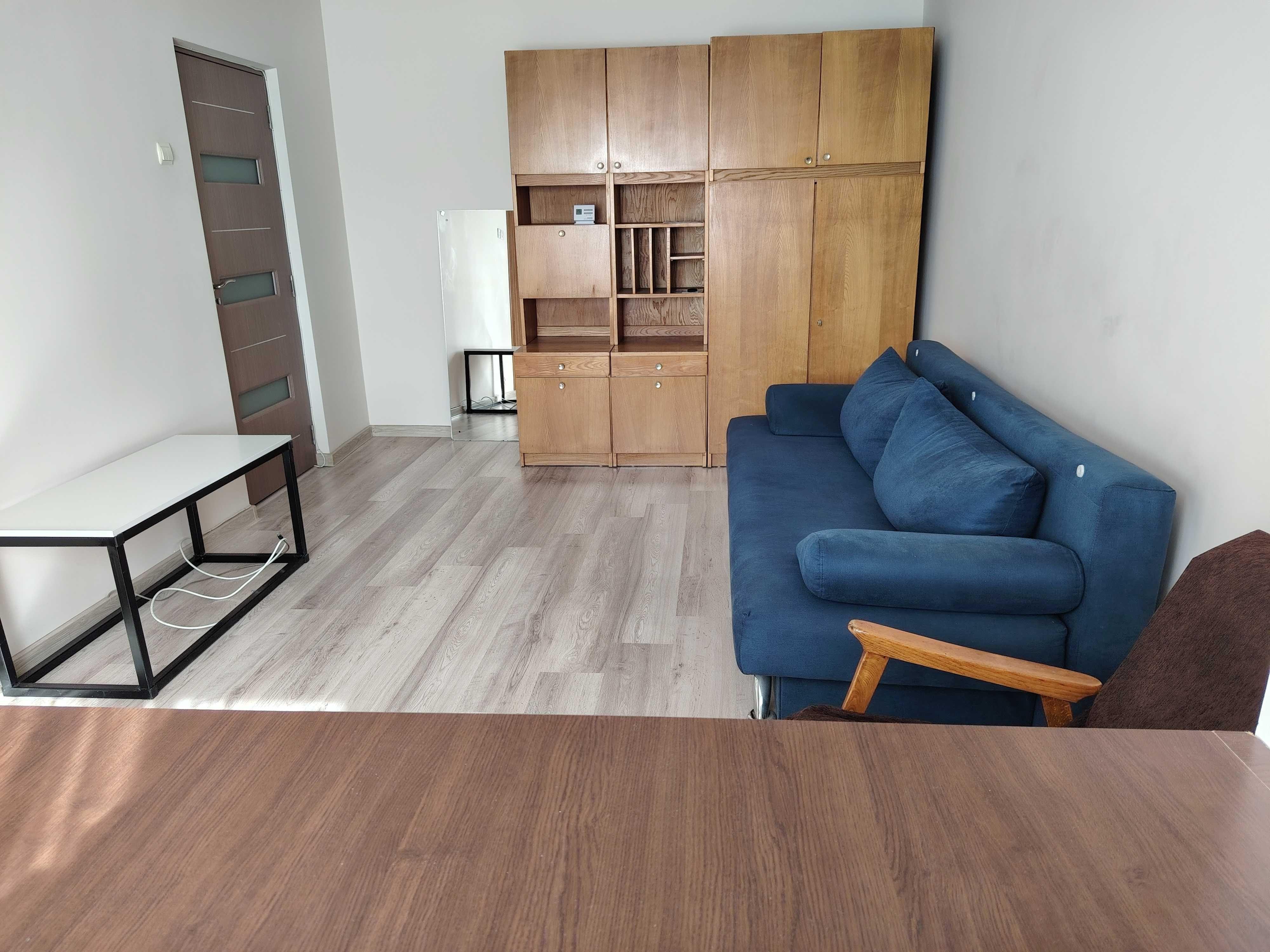 Închiriez garsonieră et.4 - imagine 1