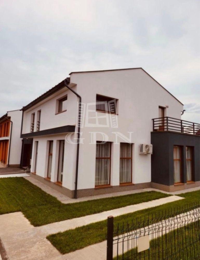 Casa Premium Centru - imagine 1