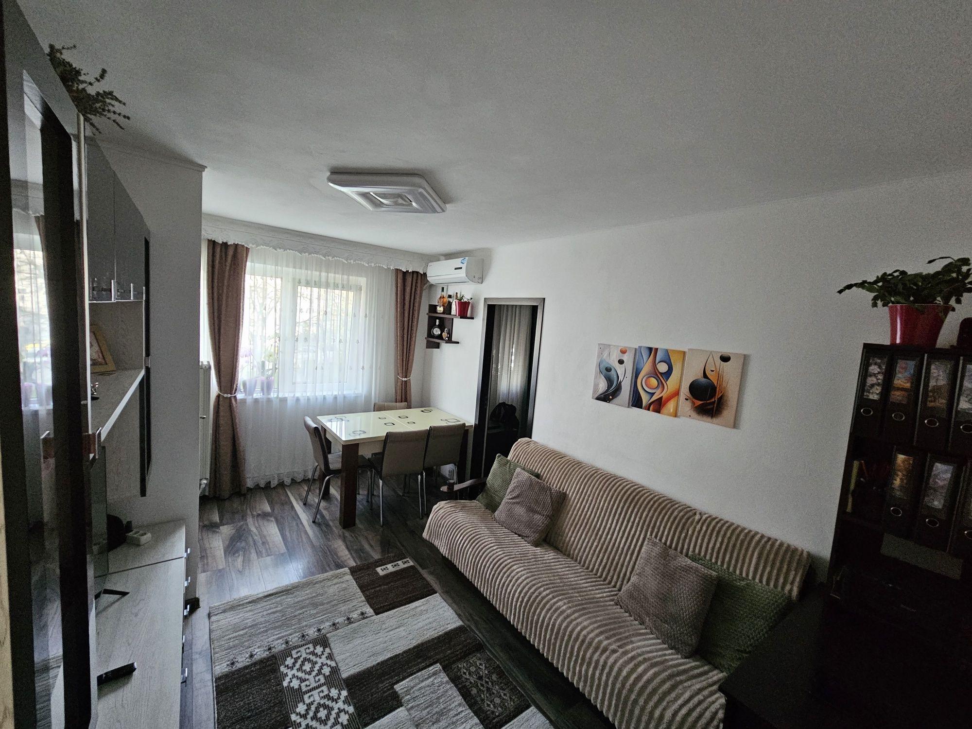 Apartament 3 camere