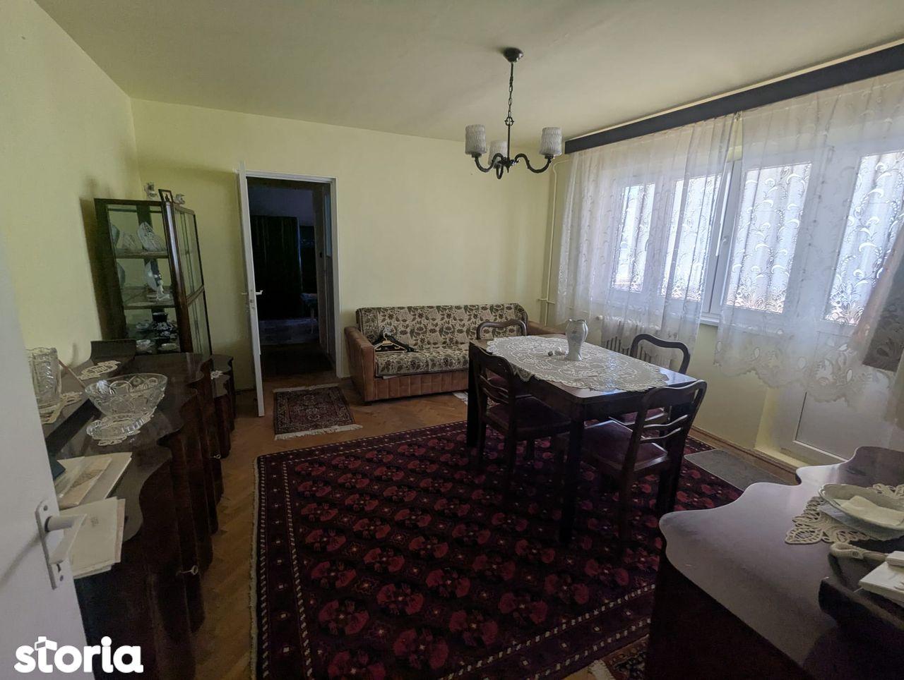 Apartament 2 camere, balcon, Arad, 54.6mp - imagine 1