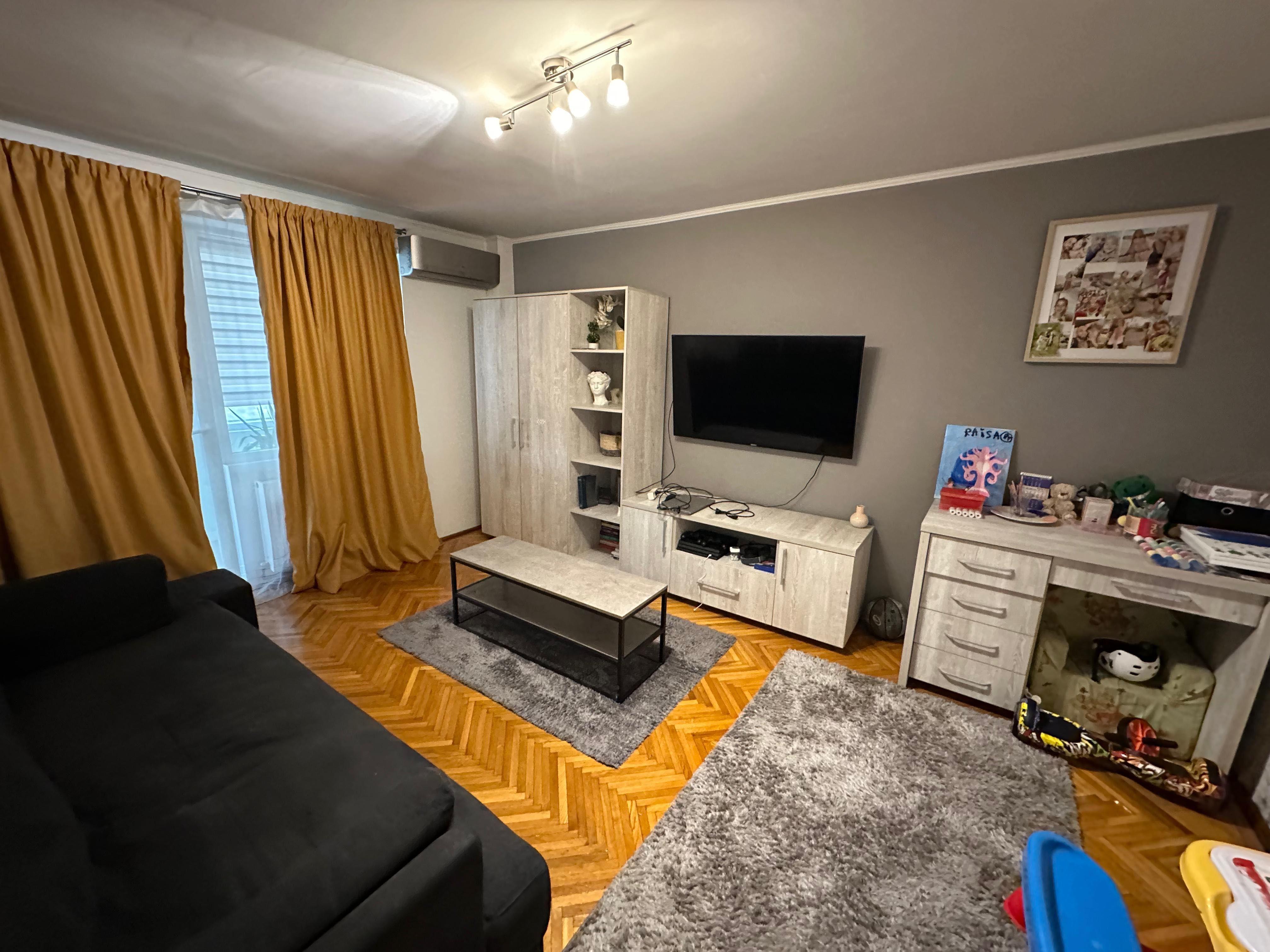 Vânzare apartament - imagine 1