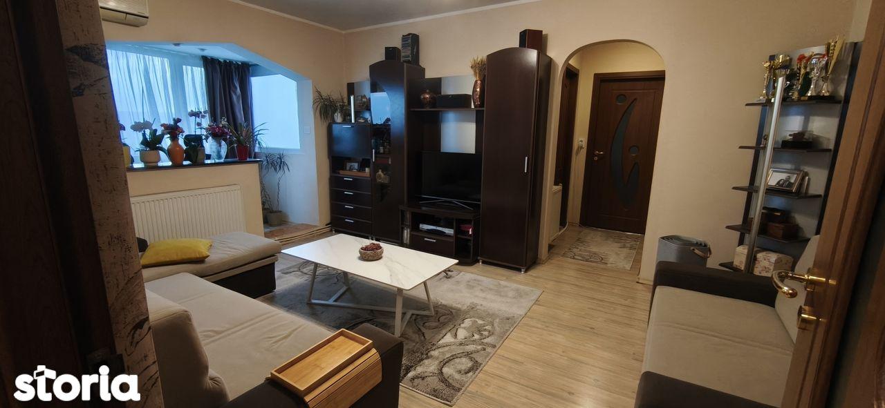 Apartament 2 camere semidecomandat, complet mobilat