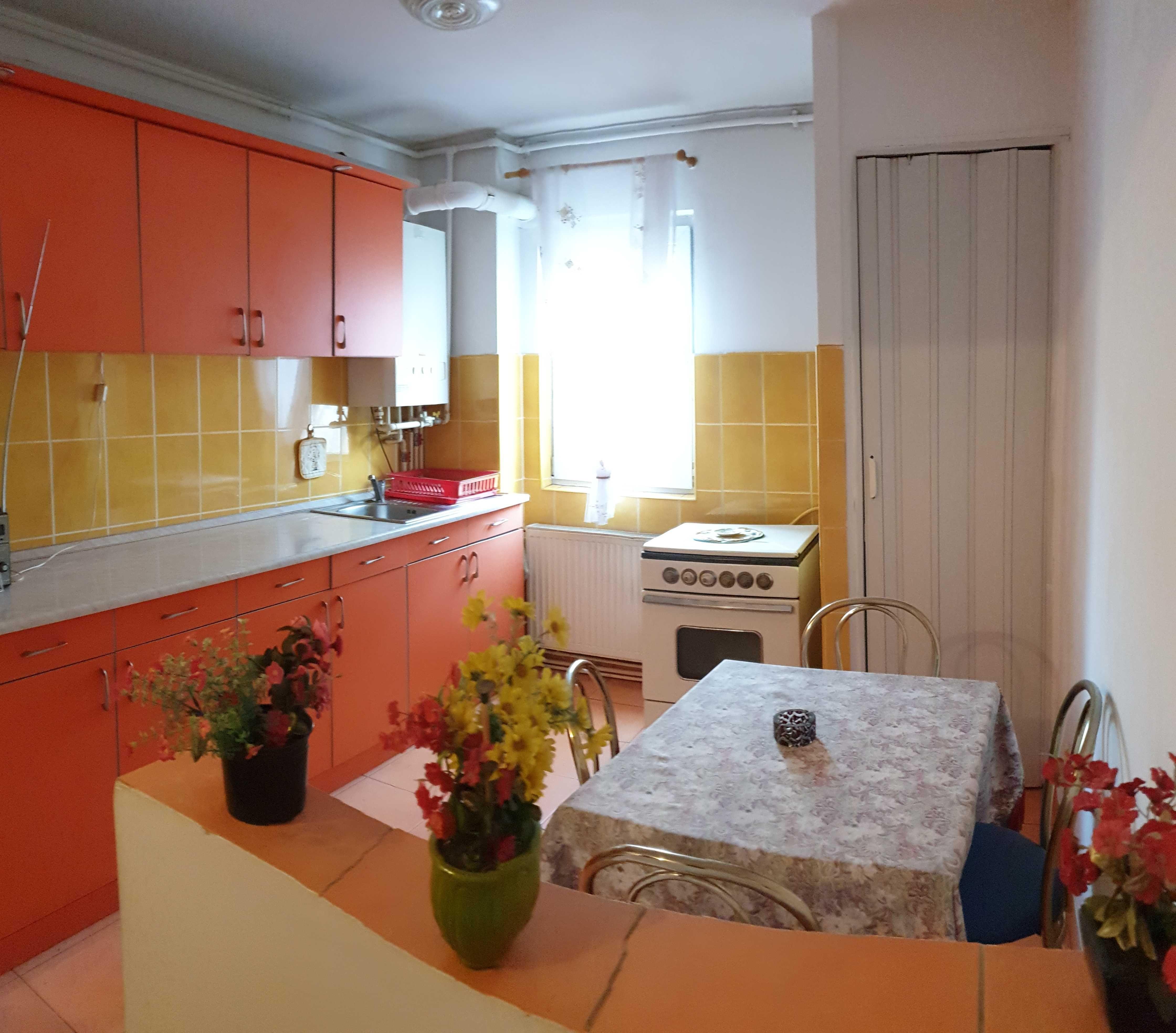 apartament 2 camere de inchiriat zona Cedonia