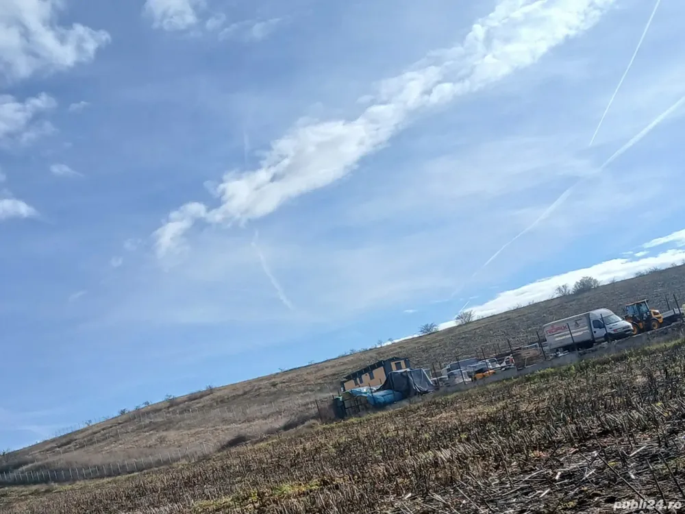 Teren de vânzare