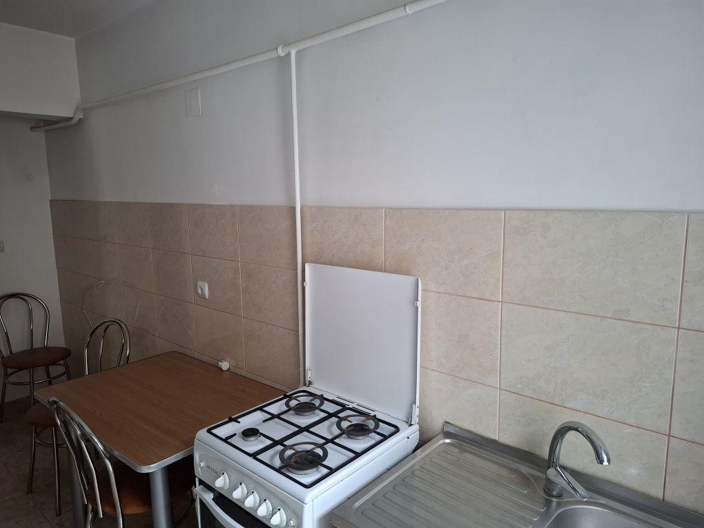 Apartament 3 camere 4/4 semidecomandat Piata Mica Dalas negociabil - imagine 1