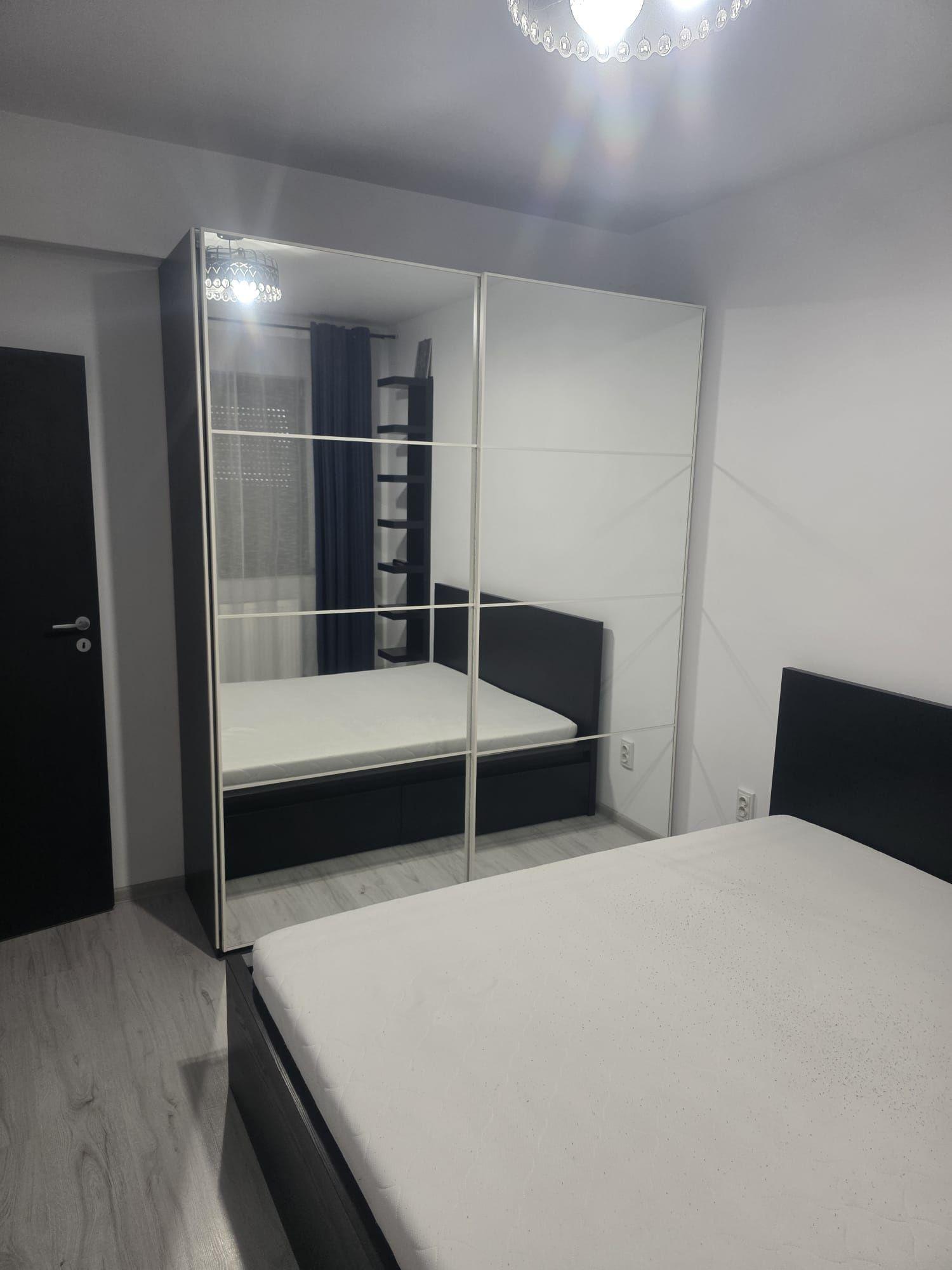 Apartament 2 camere Safirului ,curte 40 mp,2 parcari - imagine 1