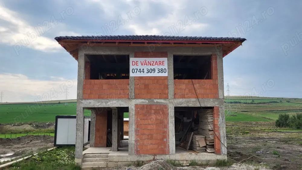 Casă de vânzare  în chinteni - imagine 1