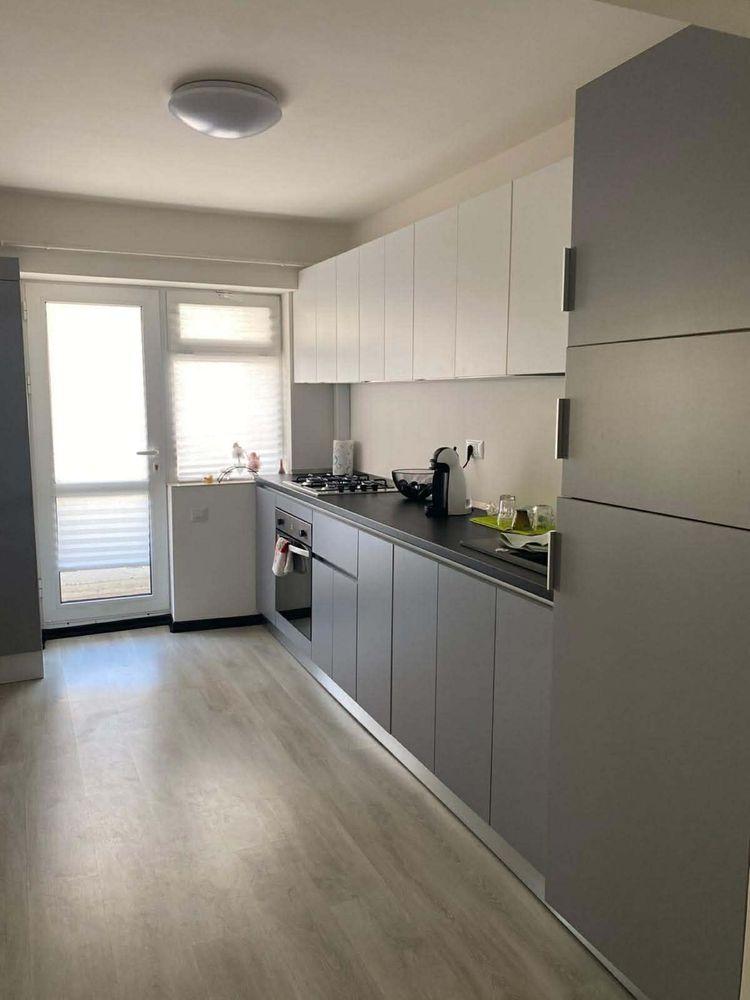 Apartament 3 camere de inchiriat
