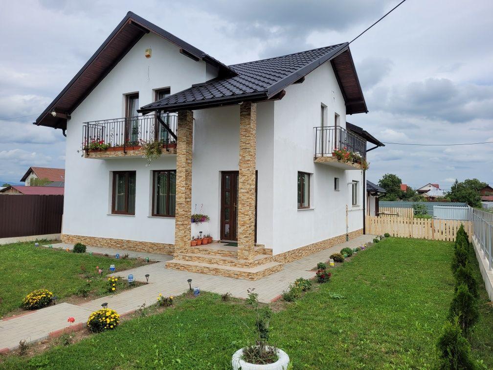Casa de vanzare deosebită 2021 - imagine 1
