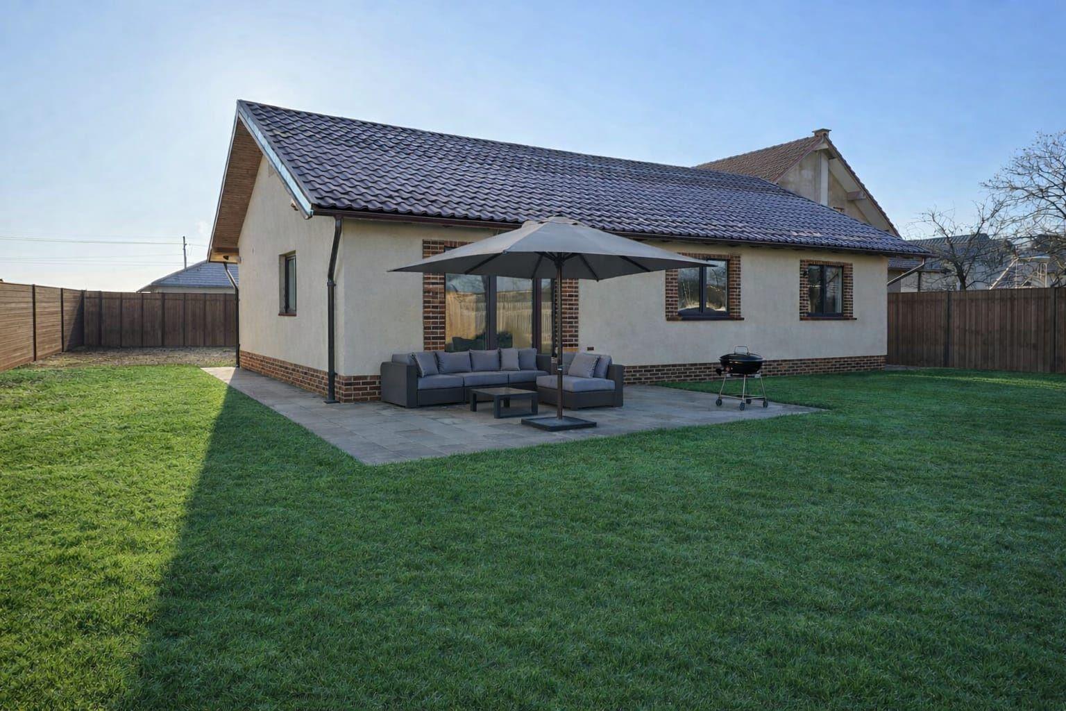 Casa de vanzare in Dumbrava Rosie - imagine 1