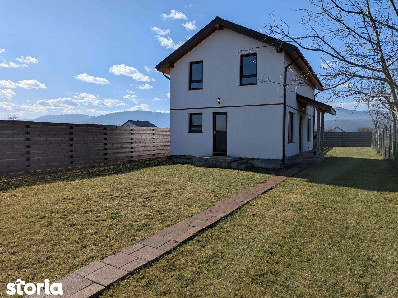 Casa P + 1 noua , 3 dormitoare, ,living,  bucatarie cu dinning - imagine 1