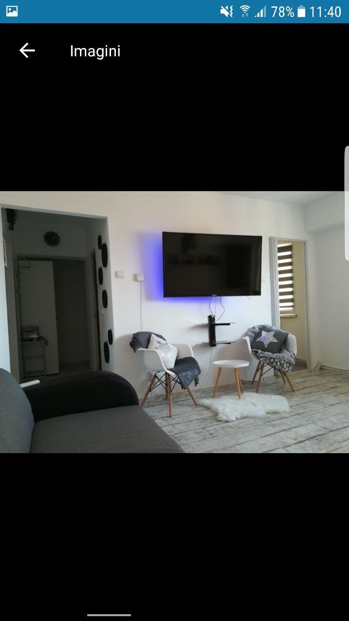 Închiriez apartament