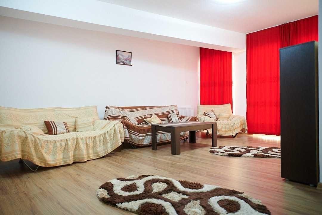 Inchiriez apartament 2 camere langa piata mica - imagine 1