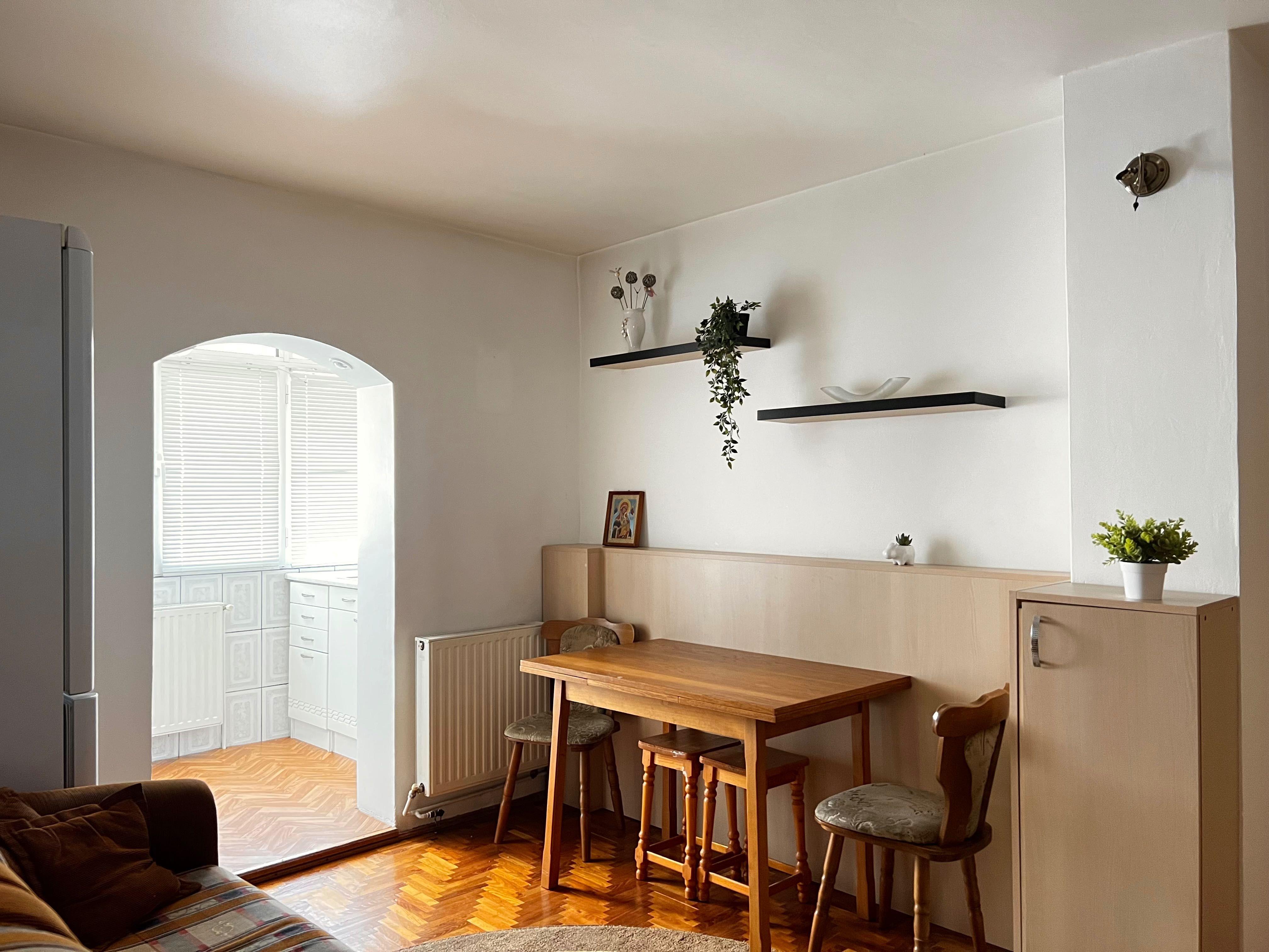 Apartament 2 camere Targu Jiu - imagine 1