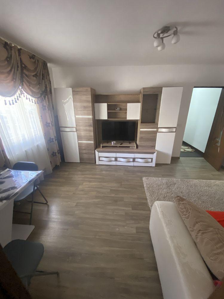 Inchiriez apartament 2 camere - imagine 1