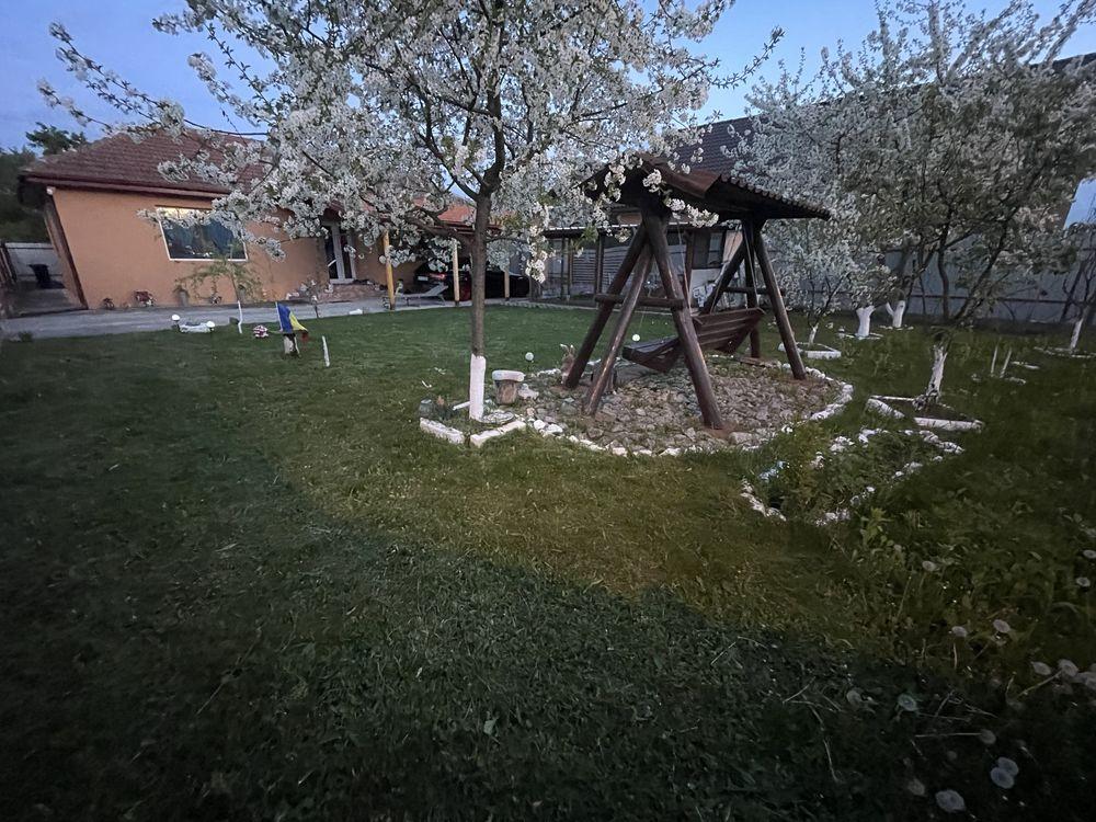 Casa de vanzare Iezureni - imagine 1