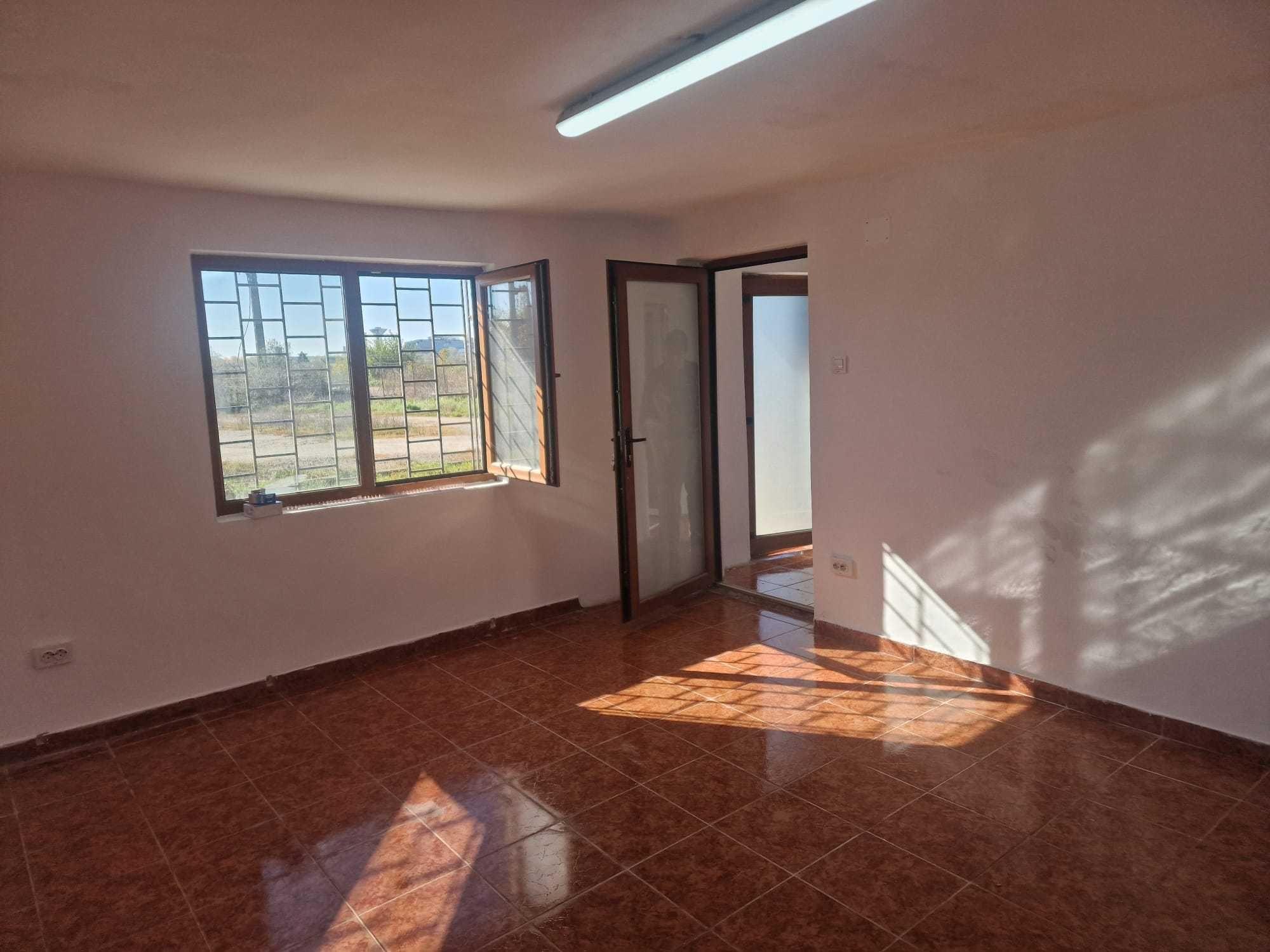 Birouri 50 m de inchiriat - imagine 1
