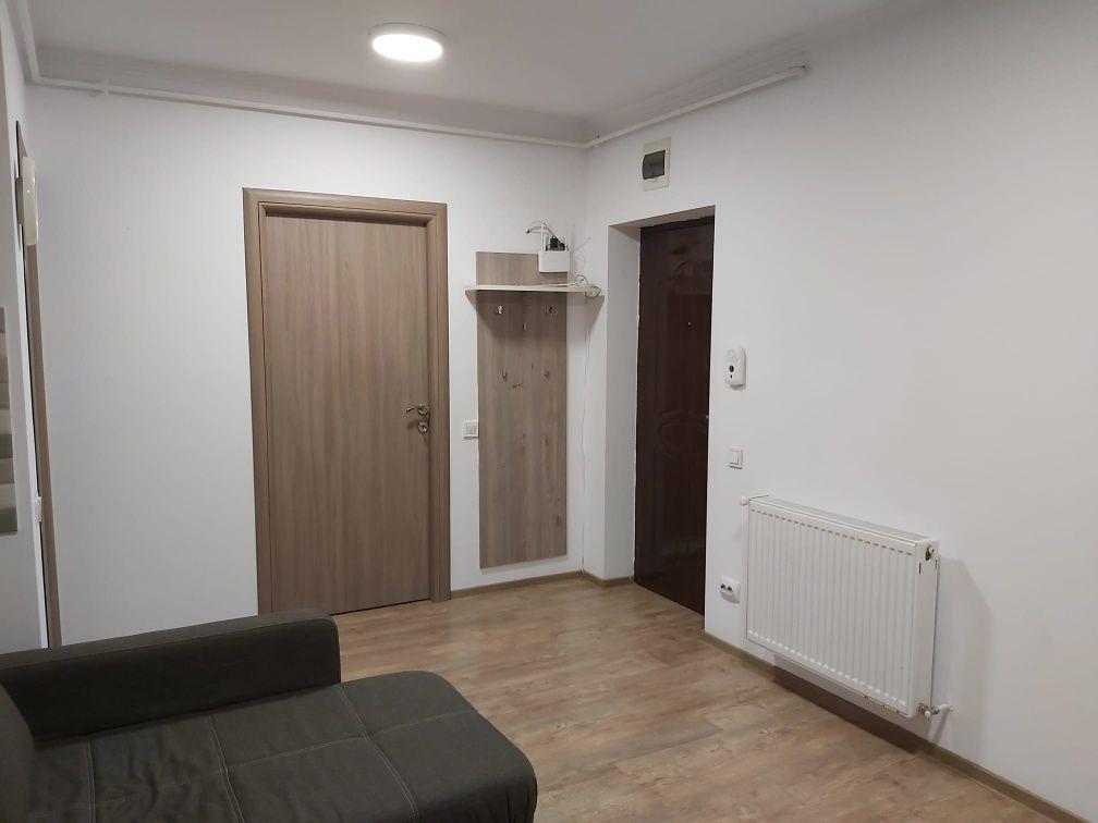 Vand ap 2 camere + parcare ext. zona Razoare