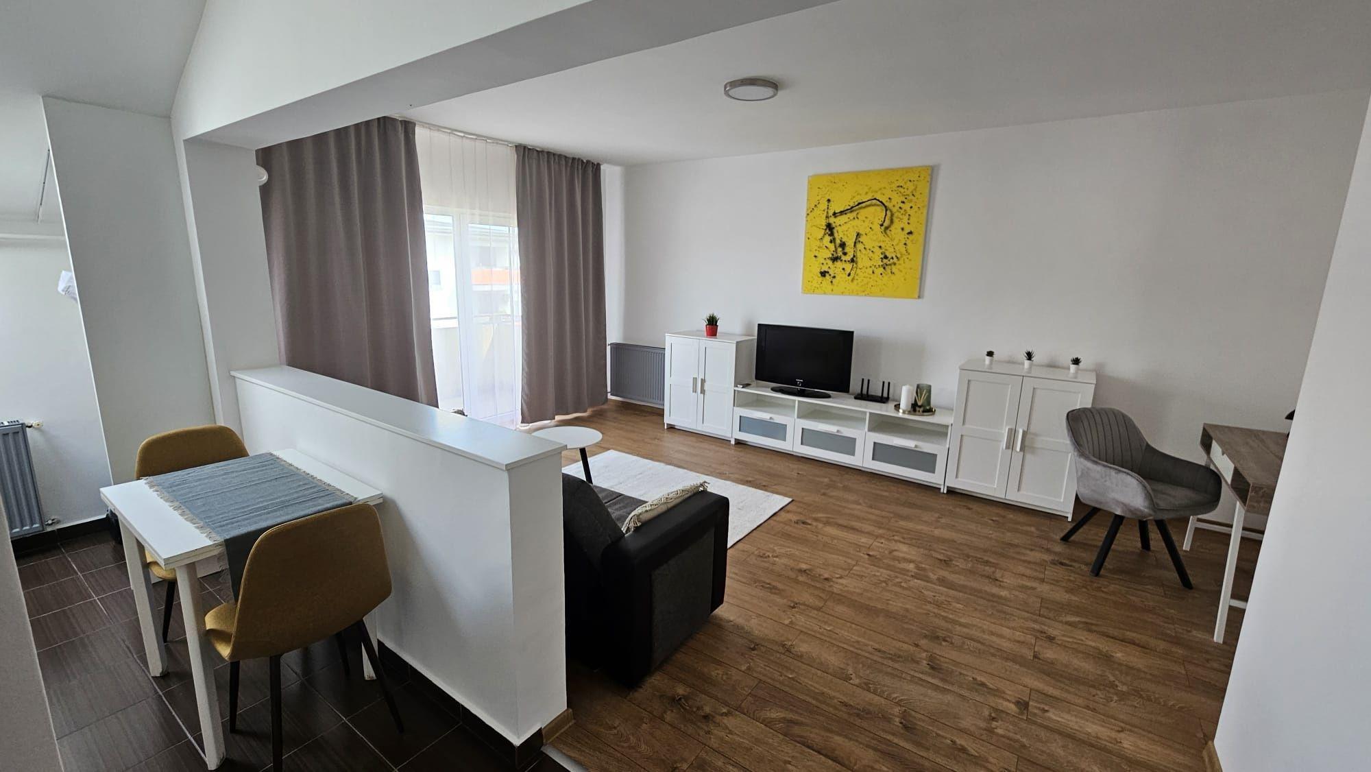 Apartament 2 camere, de inchiriat, parcare inclusă
